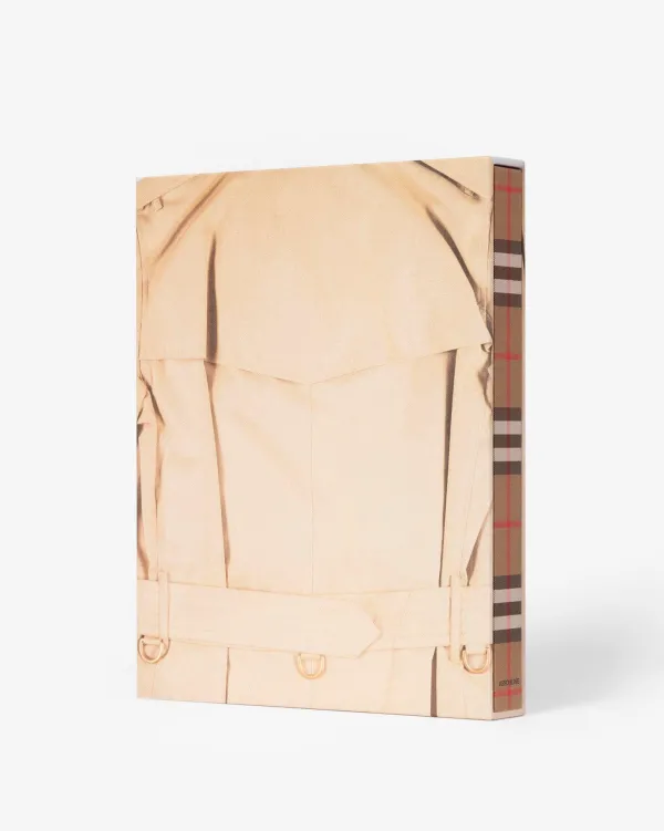 Legends|Assouline Burberry
