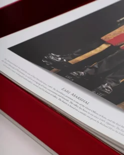 Ultimates|Assouline The Queen'S People