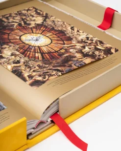 Ultimates|Assouline Vatican: A Private Visit To A Secret World
